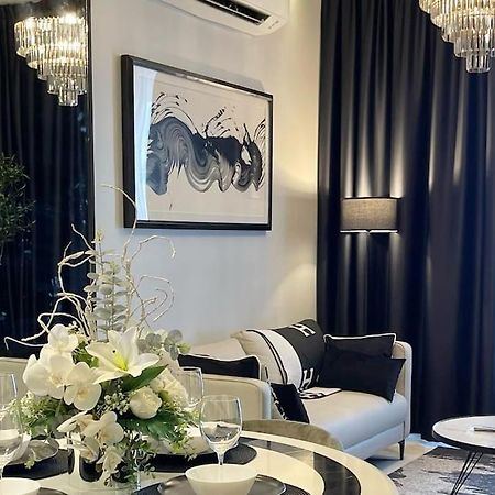 Sina Troika Residence Kota Bharu 2Br Wifi Netflix Pool Luaran gambar
