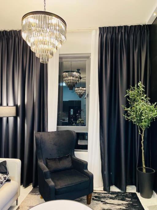 Sina Troika Residence Kota Bharu 2Br Wifi Netflix Pool Luaran gambar